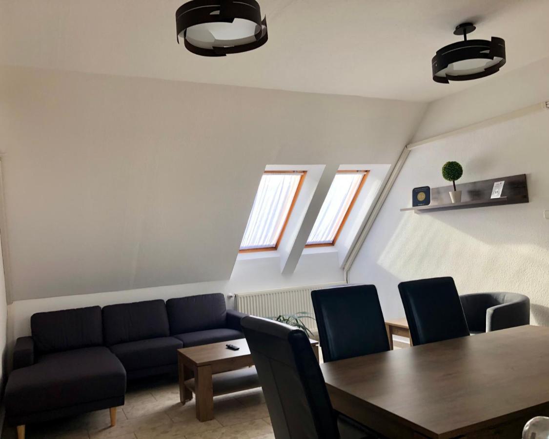 Mol-Ker-Vill Apartment Lenti Exterior foto
